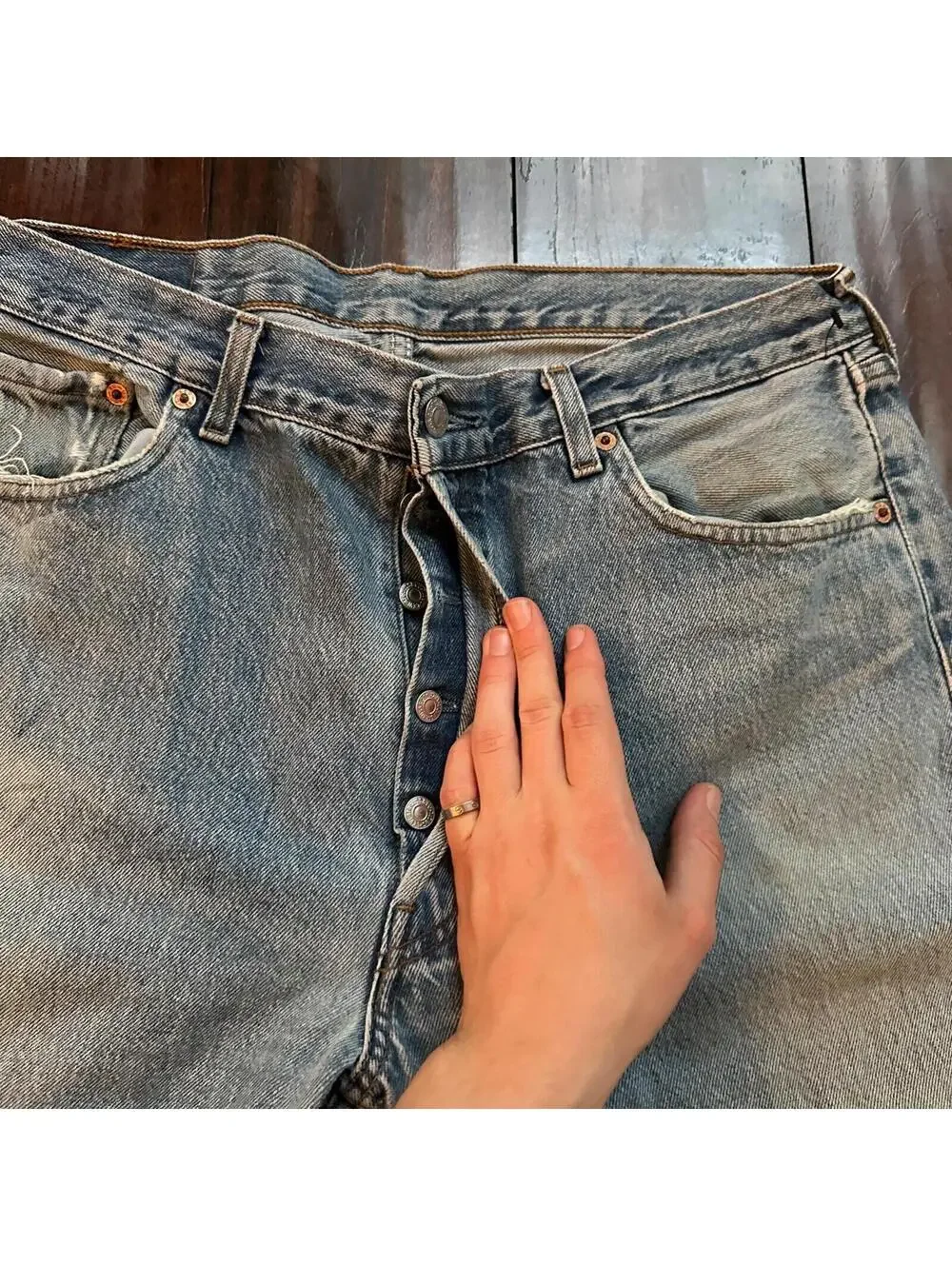 Levis 501 Vintage Y2K Straight Leg XX 2000s Jeans 36x34 Light Wash Act 33x33